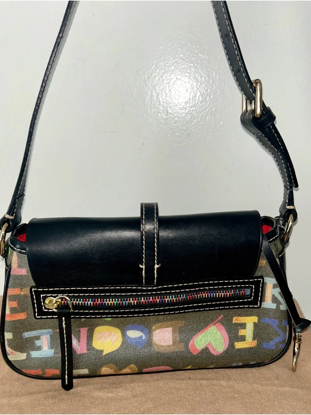 Dooney & Bourke Doodle (Crayon Graffiti) Collection Flap
Shoulder Bag. Y2K Rare - Picture 2 of 9